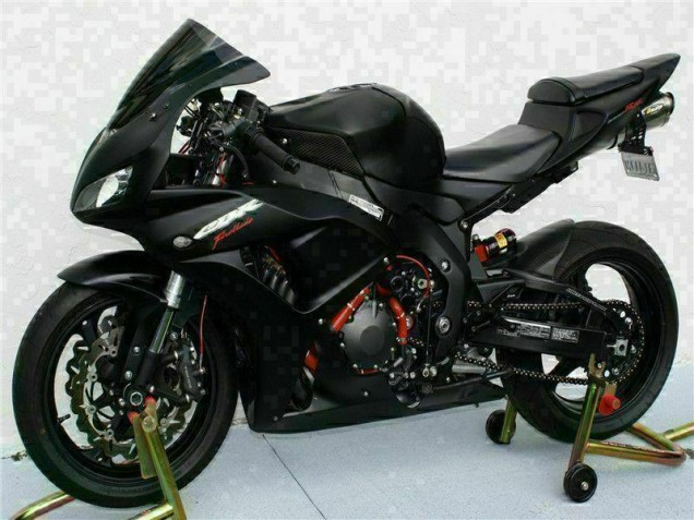 Affordable 2006-2007 Black Honda CBR1000RR Bike Fairing Kit